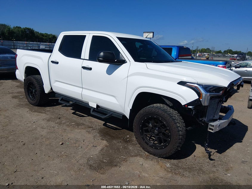 2025 Toyota Tundra VIN 5TFKB5DB4SX262755 IAAI salvage auction — FRONT END, Salvage Title, sold $17,200 on 2026-07-22 (photo 1)