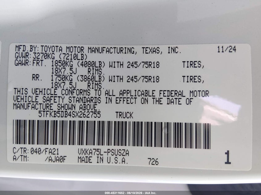 2025 Toyota Tundra VIN 5TFKB5DB4SX262755 IAAI salvage auction — FRONT END, Salvage Title, sold $17,200 on 2026-07-22 (photo 9)