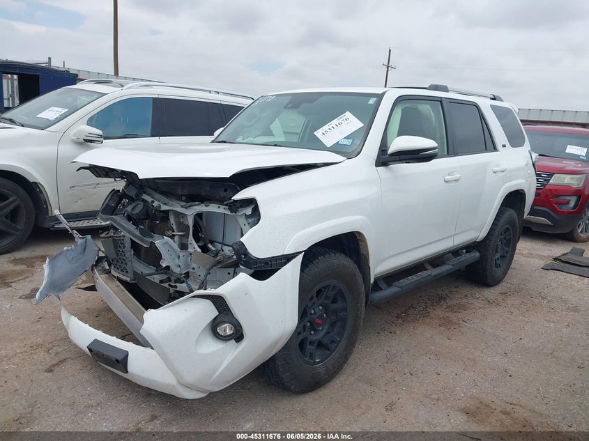 2022 Toyota 4runner VIN JTENU5JR0N6060381 IAAI salvage auction — FRONT END, Salvage Title, sold $7,500 on 2026-07-12 (photo 2)