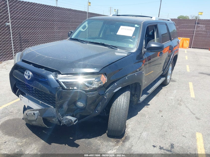 2018 Toyota 4runner VIN JTEBU5JR6J5519013 IAAI salvage auction — LEFT FRONT, Salvage Title, sold $12,275 on 2026-07-20 (photo 2)