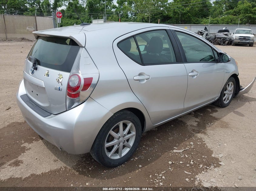 2013 Toyota Prius c VIN JTDKDTB34D1049336 IAAI salvage auction — FRONT END, Salvage Title, sold $1,550 on 2026-07-09 (photo 4)