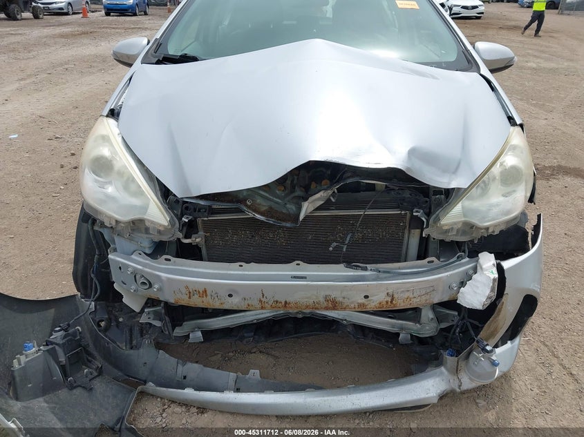 2013 Toyota Prius c VIN JTDKDTB34D1049336 IAAI salvage auction — FRONT END, Salvage Title, sold $1,550 on 2026-07-09 (photo 6)