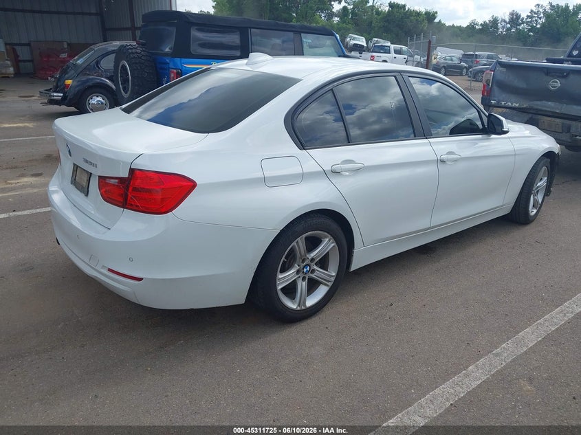 2015 BMW 3er VIN WBA3A5G5XFNS91558 IAAI salvage auction — FRONT END, Salvage (Mississippi), sold $950 on 2026-07-11 (photo 4)