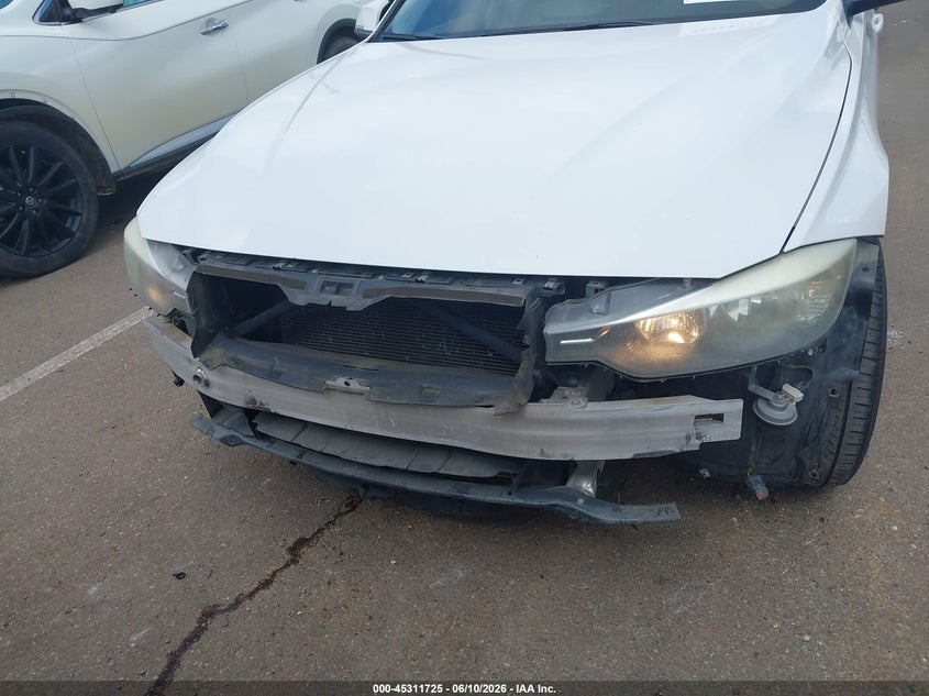 2015 BMW 3er VIN WBA3A5G5XFNS91558 IAAI salvage auction — FRONT END, Salvage (Mississippi), sold $950 on 2026-07-11 (photo 6)