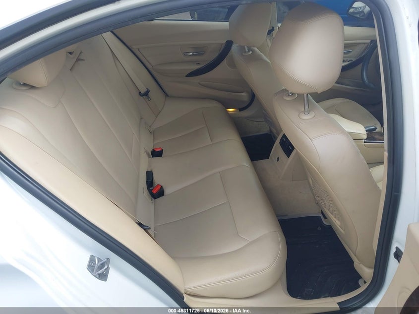 2015 BMW 3er VIN WBA3A5G5XFNS91558 IAAI salvage auction — FRONT END, Salvage (Mississippi), sold $950 on 2026-07-11 (photo 8)
