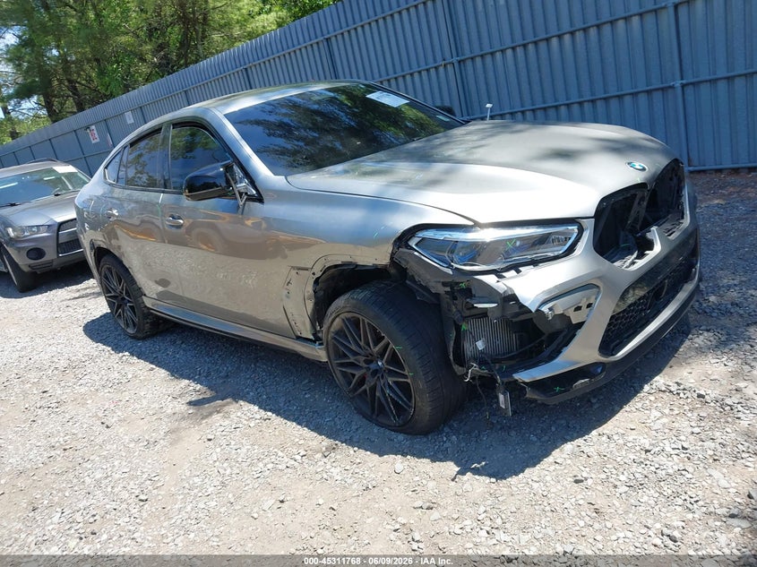 2021 BMW X6 m VIN 5YMCY0C06M9F58271 — IAAI salvage auction photo