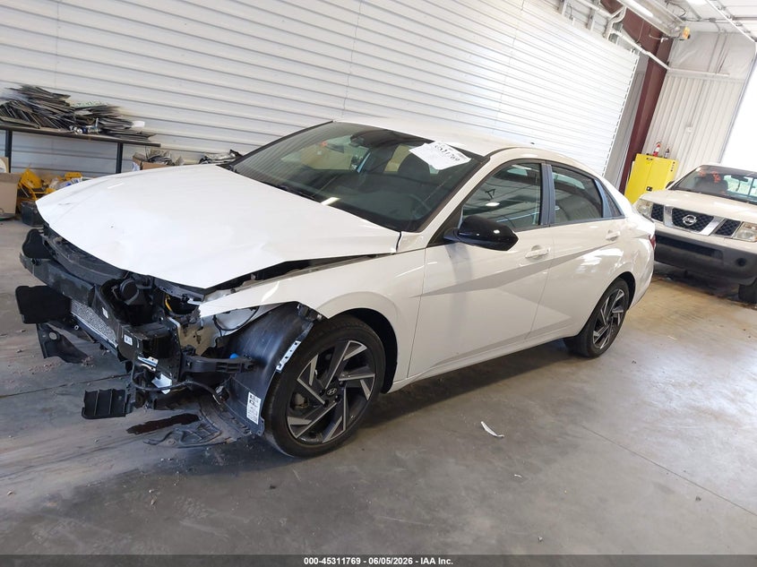 2025 Hyundai Elantra VIN KMHLM4DG3SU886371 IAAI salvage auction — FRONT END, Salvage Title, sold $5,400 on 2026-07-22 (photo 2)