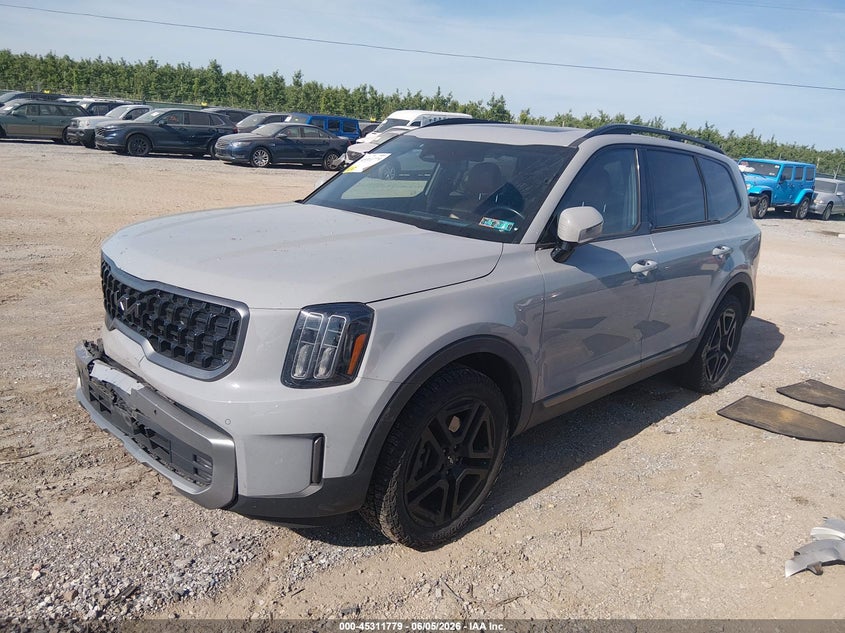 2023 Kia Telluride VIN 5XYP5DGC2PG375450 IAAI salvage auction — RIGHT FRONT, Salvage Title, sold $9,050 on 2026-07-22 (photo 2)