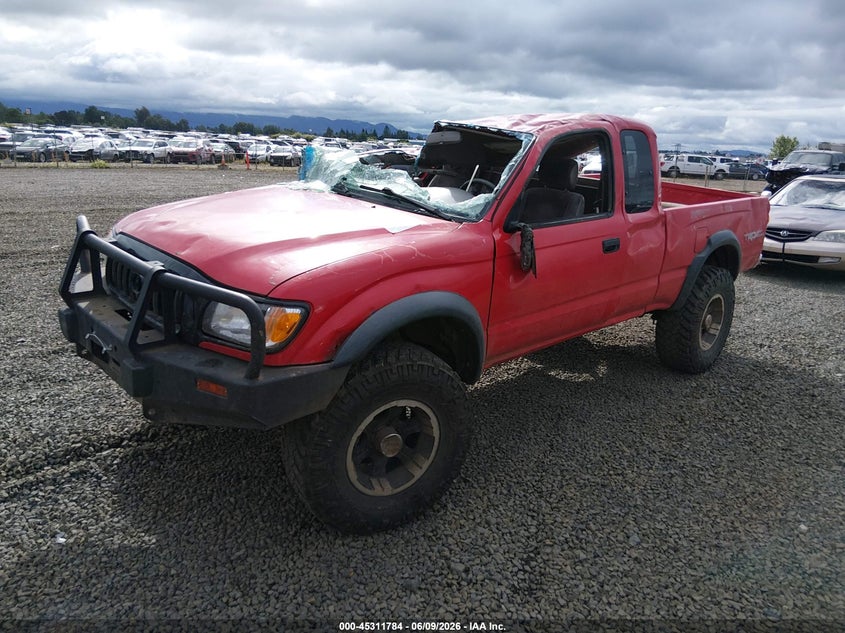 2001 Toyota Tacoma VIN 5TEWN72NX1Z743103 IAAI salvage auction — ROLLOVER, Salvage (Oregon), sold $1,250 on 2026-07-16 (photo 2)