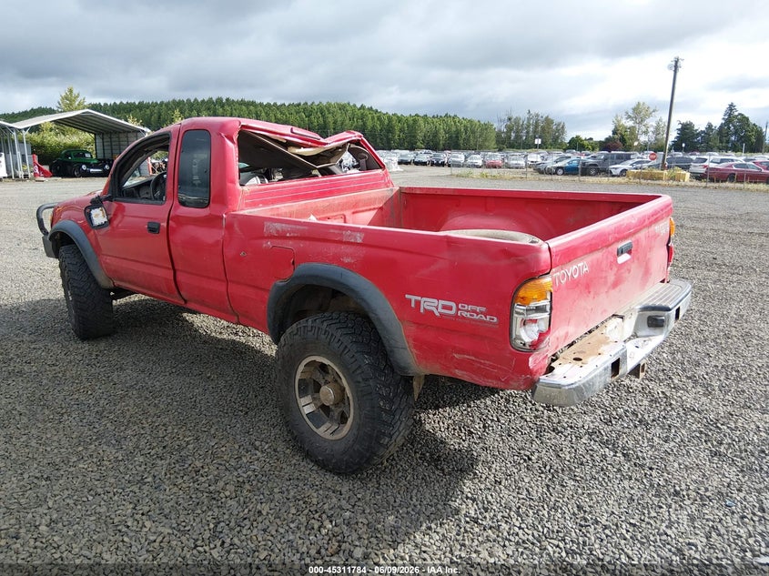 2001 Toyota Tacoma VIN 5TEWN72NX1Z743103 IAAI salvage auction — ROLLOVER, Salvage (Oregon), sold $1,250 on 2026-07-16 (photo 3)