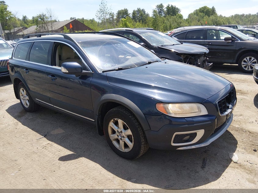 2010 Volvo Xc70 VIN YV4960BZ5A1078428 IAAI salvage auction — FRONT END, Salvage (Massachusetts), sold $425 on 2026-07-24 (photo 1)