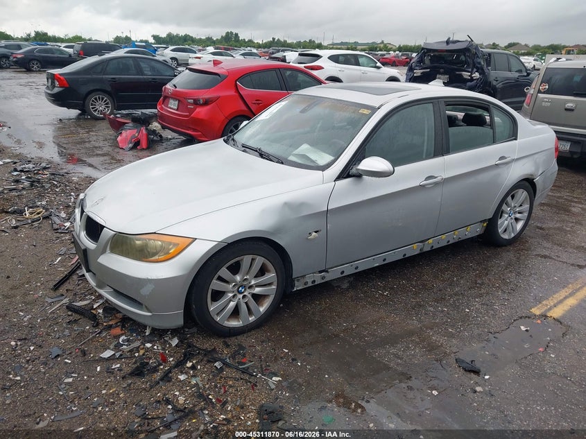 2007 BMW 3er VIN WBAVA33537PG52012 IAAI salvage auction — FRONT END, Original (Texas), sold $175 on 2026-07-24 (photo 2)