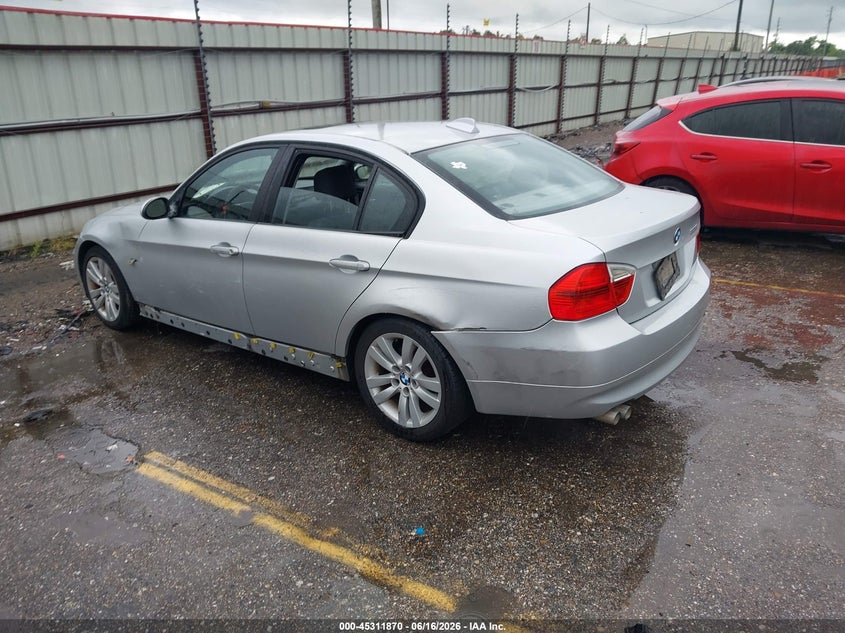 2007 BMW 3er VIN WBAVA33537PG52012 IAAI salvage auction — FRONT END, Original (Texas), sold $175 on 2026-07-24 (photo 3)