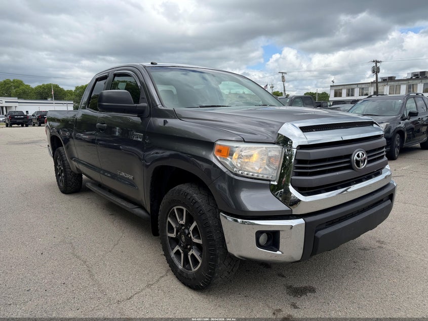 2015 Toyota Tundra VIN 5TFUY5F11FX427792 IAAI salvage auction — LEFT REAR, Clear (Connecticut), sold $6,350 on 2026-07-08 (photo 1)