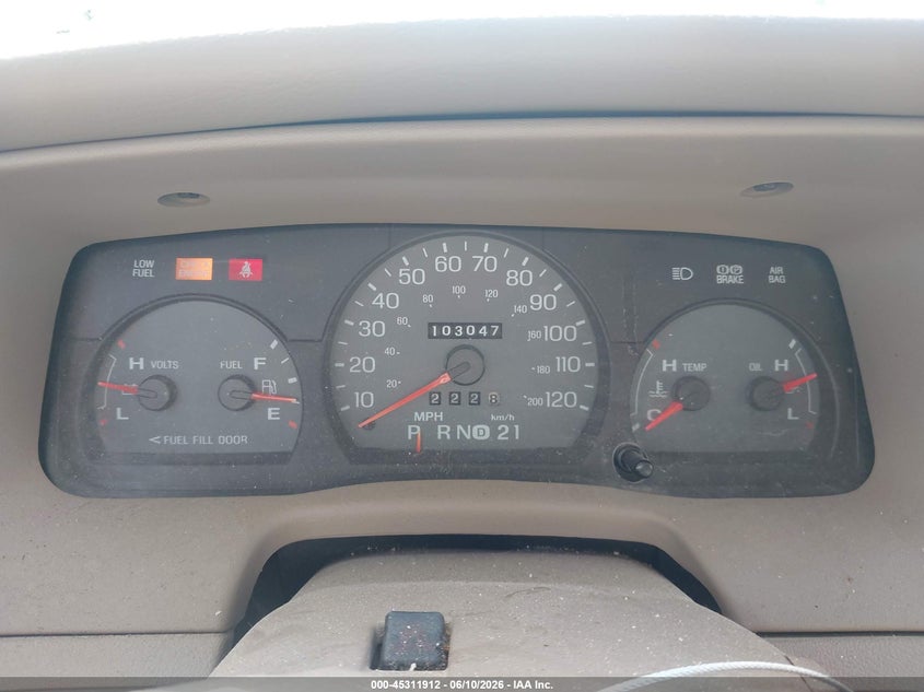 2005 Mercury Grand marquis VIN 2MEFM74W75X667063 IAAI salvage auction — FRONT END, Salvage (Louisiana), sold $675 on 2026-07-21 (photo 7)