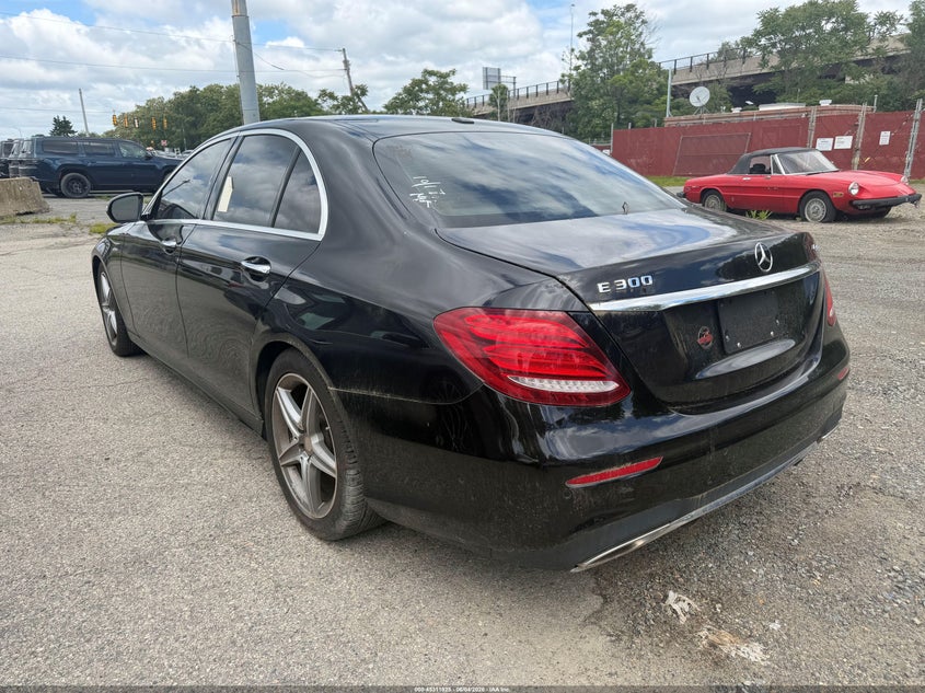 2017 Mercedes-benz E-class VIN WDDZF4KB1HA012777 IAAI salvage auction — FRONT END, Clear (Arkansas), sold $3,425 on 2026-07-08 (photo 3)