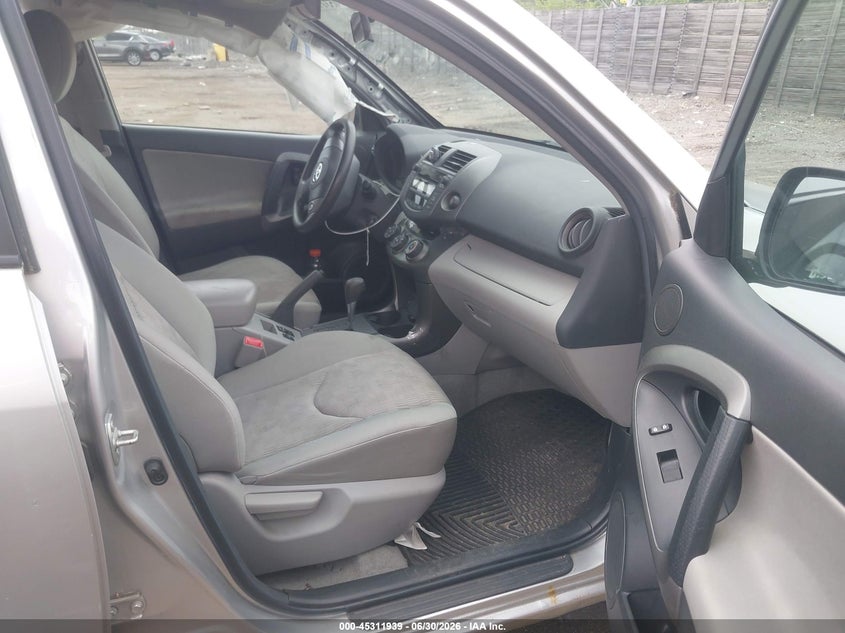2010 Toyota Rav4 VIN 2T3BK4DV2AW033305 IAAI salvage auction — LEFT SIDE, Clear (Massachusetts), sold $25 on 2026-07-09 (photo 5)