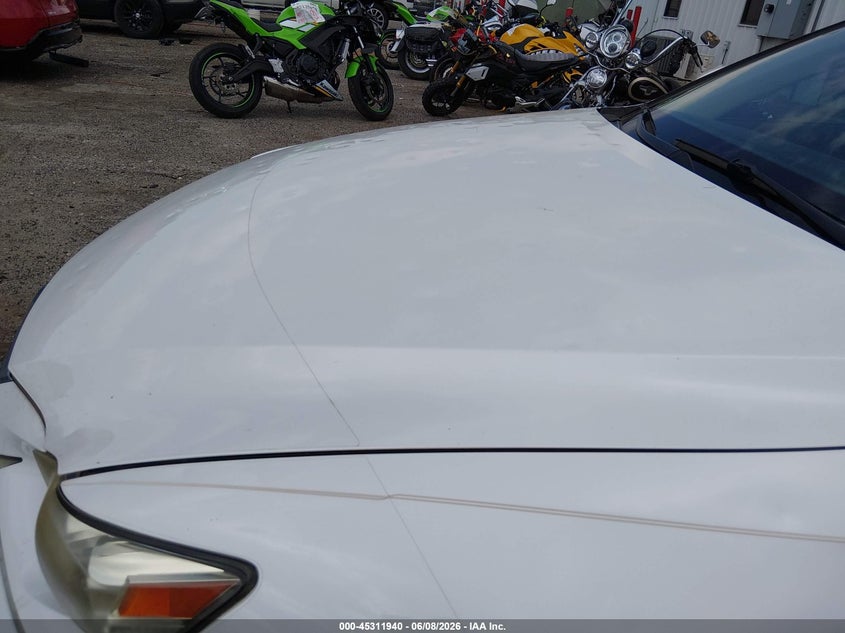 2014 Lexus Is VIN JTHCE1D29E5000457 IAAI salvage auction — HAIL, Salvage Title, sold $625 on 2026-07-24 (photo 6)