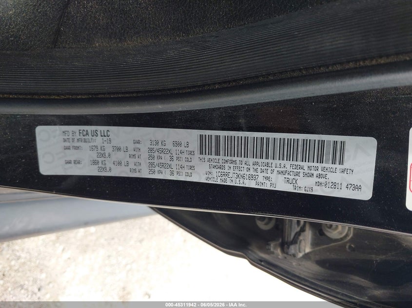2019 Ram 1500 VIN 1C6RREJT3KN616937 IAAI salvage auction — HAIL, Original (Texas), sold $13,000 on 2026-09-01 (photo 9)