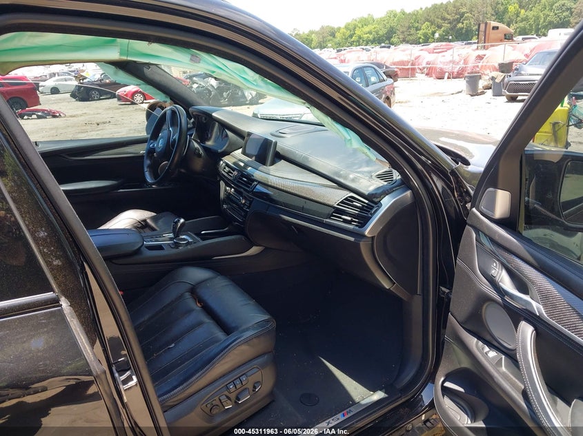2016 BMW X5 m VIN 5YMKT6C54G0R78609 IAAI salvage auction — LEFT & RIGHT, Salvage Title, sold $4,700 on 2026-08-02 (photo 5)