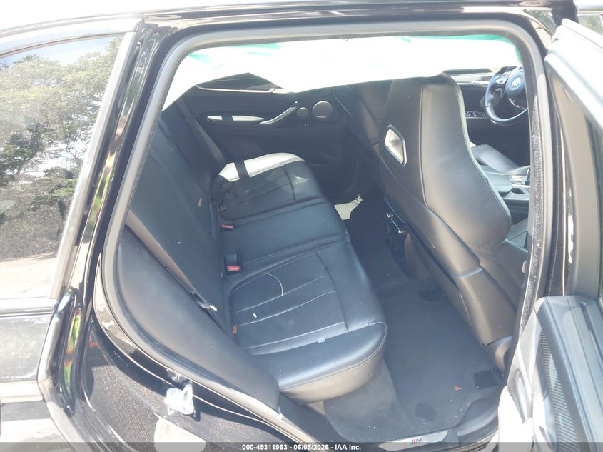 2016 BMW X5 m VIN 5YMKT6C54G0R78609 IAAI salvage auction — LEFT & RIGHT, Salvage Title, sold $4,700 on 2026-08-02 (photo 8)