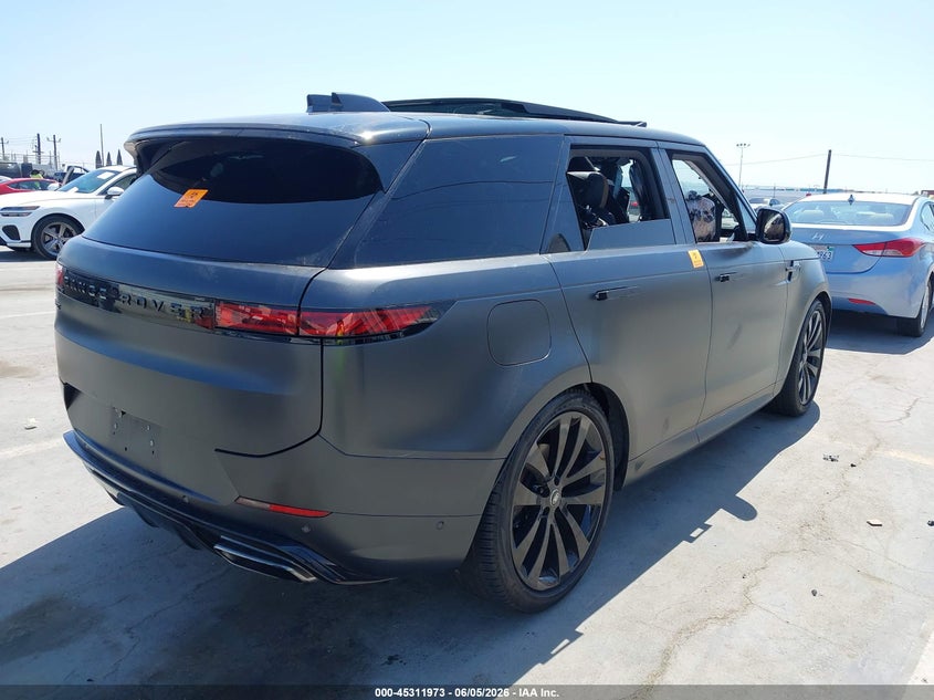 2024 Land Rover Range Rover Sport VIN SAL1L9FU4RA192971 IAAI salvage auction — Front End, Salvage, sold $45,800 on 2026-07-08 (photo 4)