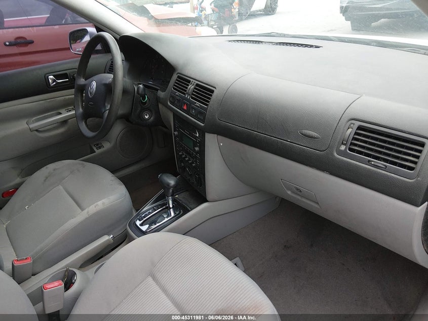2003 Volkswagen Jetta VIN WVWRK61J73W614024 IAAI salvage auction — NORMAL WEAR, Original (Kentucky), sold $600 on 2026-08-10 (photo 5)