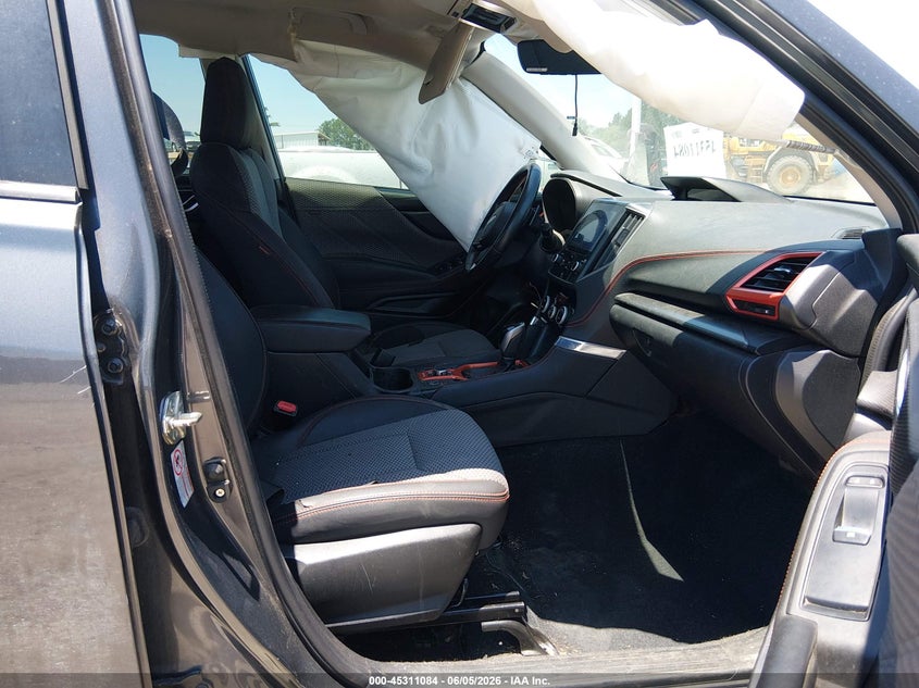 2020 Subaru Forester VIN JF2SKARC3LH510016 IAAI salvage auction — SIDE, Salvage Title, sold $3,250 on 2026-07-24 (photo 5)