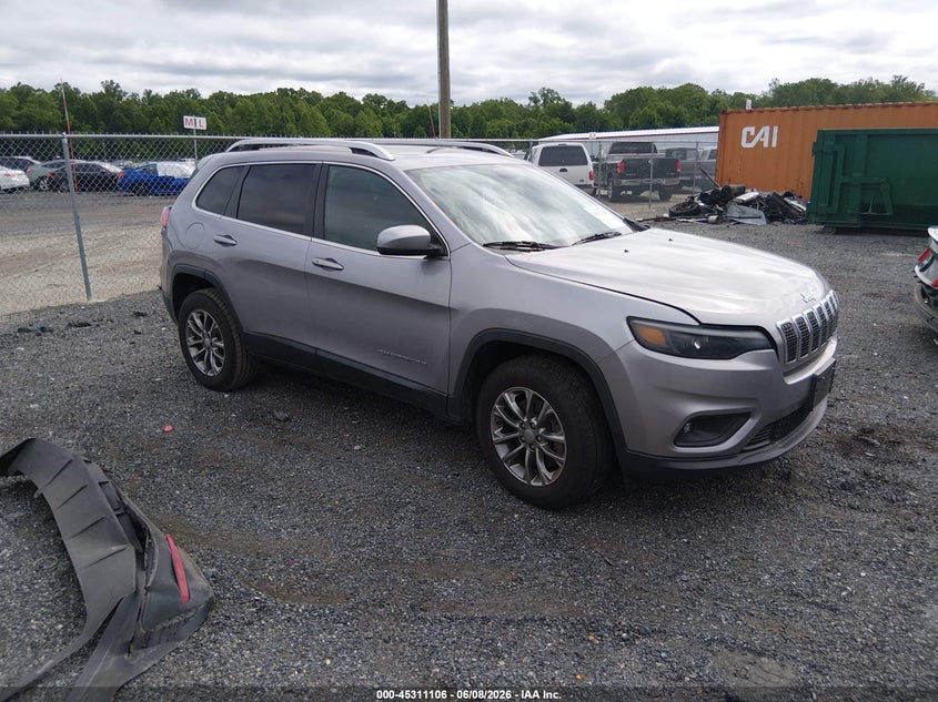 2019 Jeep Cherokee VIN 1C4PJMLX7KD343640 IAAI salvage auction — LEFT SIDE, Salvage Title, sold $2,950 on 2026-07-17 (photo 1)