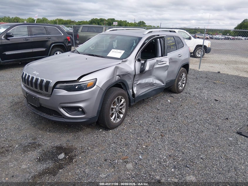 2019 Jeep Cherokee VIN 1C4PJMLX7KD343640 IAAI salvage auction — LEFT SIDE, Salvage Title, sold $2,950 on 2026-07-17 (photo 2)