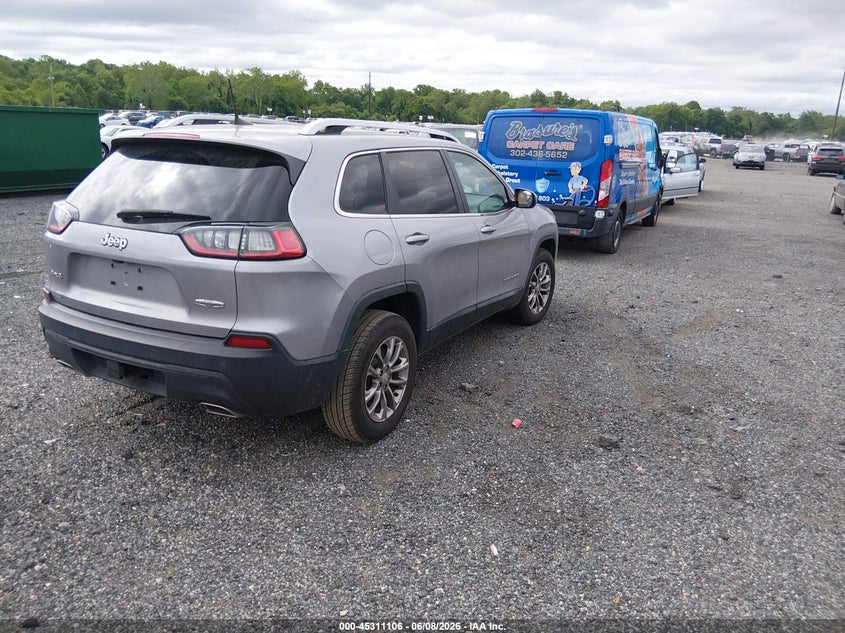 2019 Jeep Cherokee VIN 1C4PJMLX7KD343640 IAAI salvage auction — LEFT SIDE, Salvage Title, sold $2,950 on 2026-07-17 (photo 4)