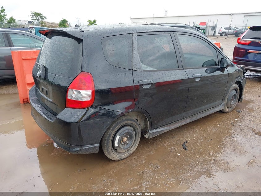 2008 Honda Fit VIN JHMGD386X8S013950 IAAI salvage auction — RIGHT SIDE, Salvage (Illinois), sold $375 on 2026-07-22 (photo 4)