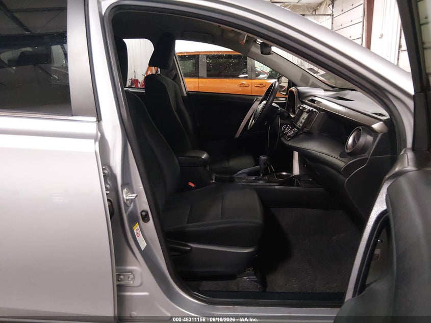 2018 Toyota Rav 4 VIN JTMBFREV8JD242383 IAAI salvage auction — HAIL, Salvage Title, sold $8,100 on 2026-07-28 (photo 5)