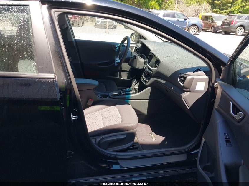 2018 Hyundai Ioniq hybrid VIN KMHC65LC7JU075671 IAAI salvage auction — NORMAL WEAR, Sf97 (New York), sold $10,875 on 2026-07-23 (photo 5)