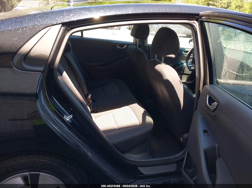 2018 Hyundai Ioniq hybrid VIN KMHC65LC7JU075671 IAAI salvage auction — NORMAL WEAR, Sf97 (New York), sold $10,875 on 2026-07-23 (photo 8)