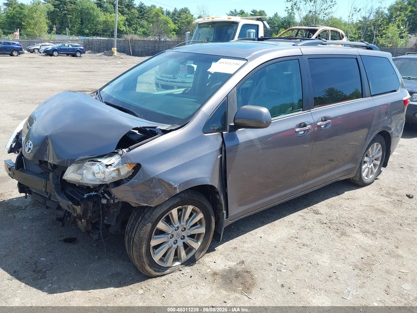 2016 Toyota Sienna VIN 5TDDK3DC4GS136365 IAAI salvage auction — FRONT END, Salvage Title, sold $1,050 on 2026-07-10 (photo 2)
