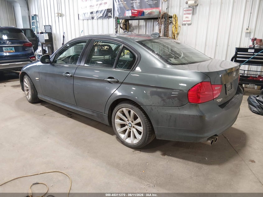 2011 BMW 3 series VIN WBAPK7C5XBF082857 IAAI salvage auction — HAIL, Clear (North Dakota), sold $825 on 2026-07-23 (photo 3)