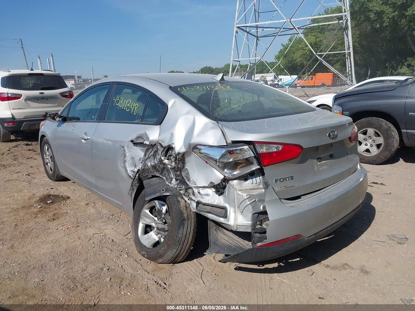 2015 Kia Forte VIN KNAFK4A68F5351911 IAAI salvage auction — LEFT REAR, Salvage Title, sold $700 on 2026-07-22 (photo 6)