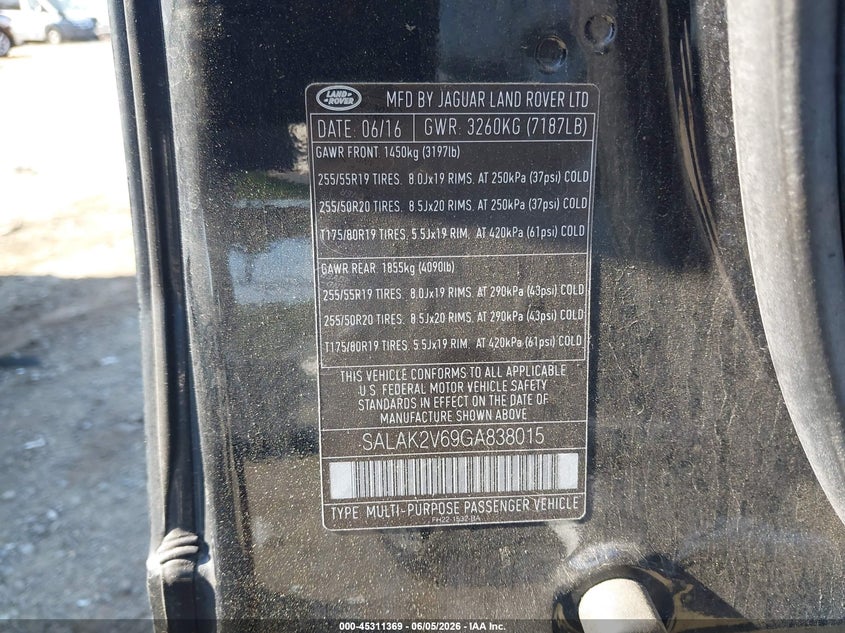 2016 Land rover Lr4 VIN SALAK2V69GA838015 IAAI salvage auction — FRONT END, Salvage Title, sold $2,650 on 2026-07-09 (photo 9)