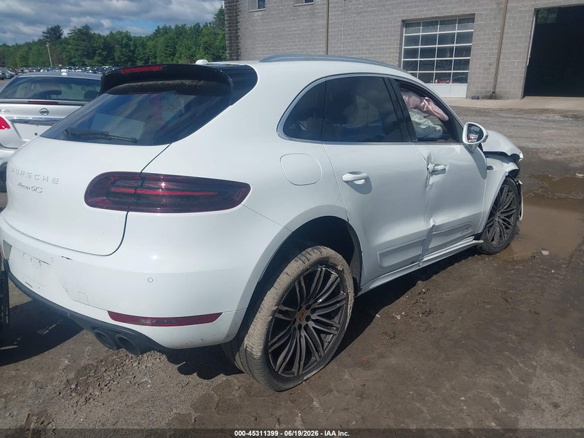 2018 Porsche Macan VIN WP1AG2A54JLB60807 IAAI salvage auction — FRONT END, Salvage (Massachusetts), sold $1,250 on 2026-07-10 (photo 4)