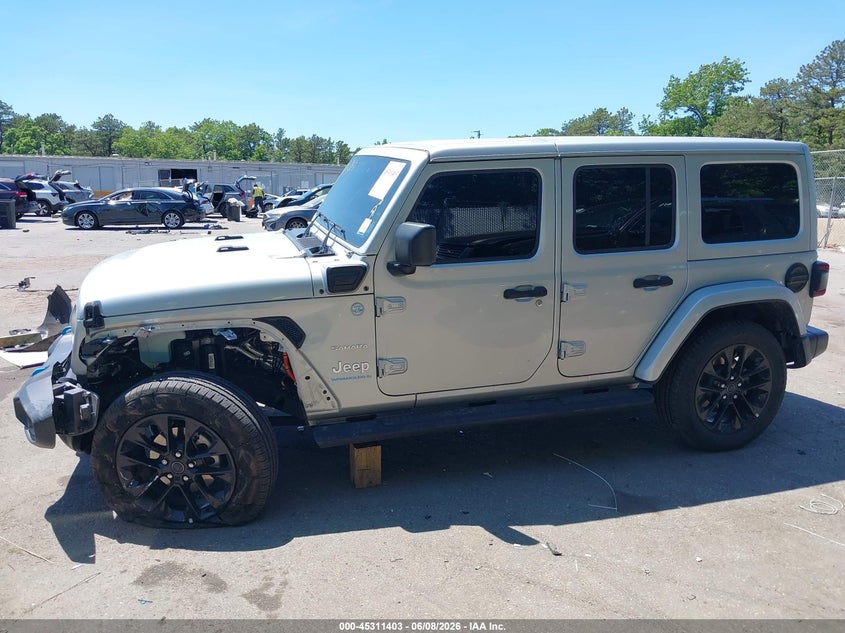 2024 Jeep Grand wagoneer VIN 1C4RJXP6XRW305491 IAAI salvage auction — LEFT FRONT, Wait Title, sold $17,325 on 2026-09-24 (photo 6)