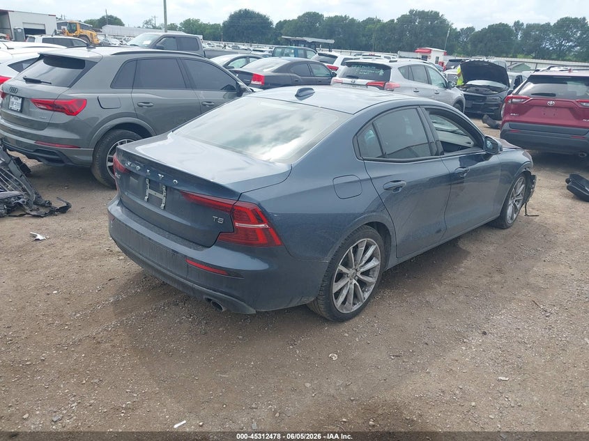 2021 Volvo S60 VIN 7JR102FK9MG094225 IAAI salvage auction — FRONT END, Salvage Title, sold $3,150 on 2026-07-28 (photo 4)