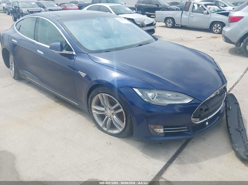 2015 Tesla Model s VIN 5YJSA1S28FF086422 IAAI salvage auction — FRONT END, Salvage Title, sold $3,500 on 2026-07-08 (photo 1)