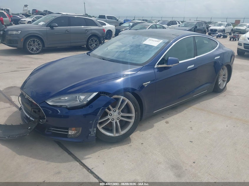 2015 Tesla Model s VIN 5YJSA1S28FF086422 IAAI salvage auction — FRONT END, Salvage Title, sold $3,500 on 2026-07-08 (photo 2)