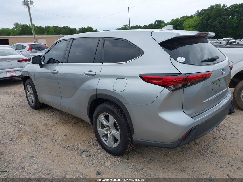 2021 Toyota Highlander VIN 5TDZZRAH4MS515057 IAAI salvage auction — FRONT END, Salvage Title, sold $11,875 on 2026-08-01 (photo 3)