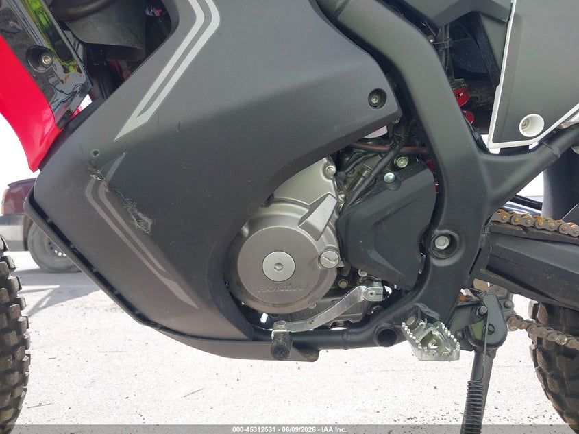 2025 Honda Crf VIN MLHND1647S5400408 IAAI salvage auction — FRONT END, Salvage Title, sold $2,200 on 2026-07-14 (photo 9)