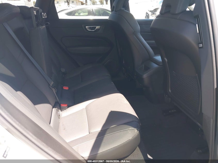 2024 Volvo Xc60 VIN YV4L12RL7R1739289 IAAI salvage auction — FRONT END, Salvage Title, sold $11,200 on 2026-07-18 (photo 8)