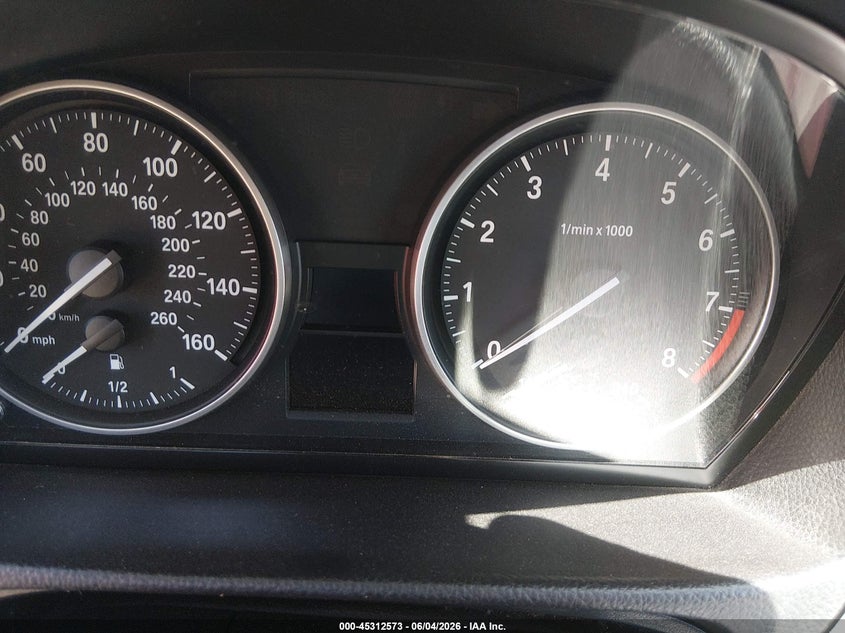 2011 BMW 3er VIN WBAKE5C56BE574152 IAAI salvage auction — NORMAL WEAR, Clear - Dealer Only (California), sold $200 on 2026-07-22 (photo 7)