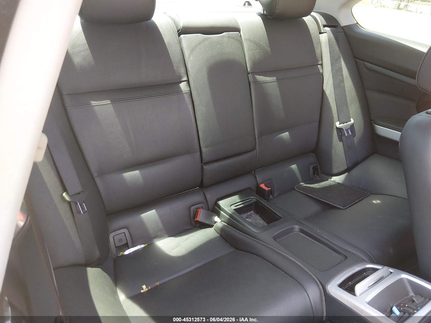 2011 BMW 3er VIN WBAKE5C56BE574152 IAAI salvage auction — NORMAL WEAR, Clear - Dealer Only (California), sold $200 on 2026-07-22 (photo 8)