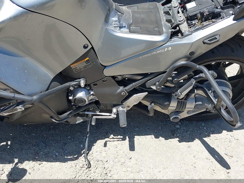 2016 Kawasaki Zg VIN JKBZGNE10GA004318 IAAI salvage auction — FRONT END, Salvage Title, sold $25 on 2026-07-29 (photo 9)